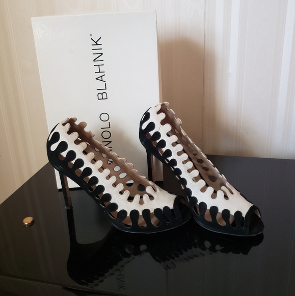 Manolo Blahnik Shoes - Manolo Blahnik Coliflor